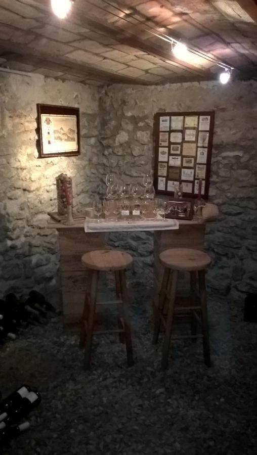 La Villa Des Chats Andresy Luaran gambar